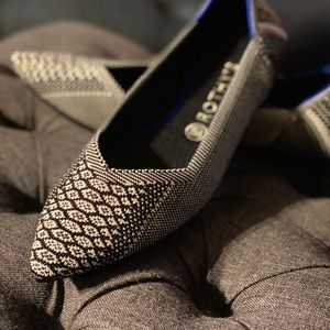 Rothy’s Black and White EUC